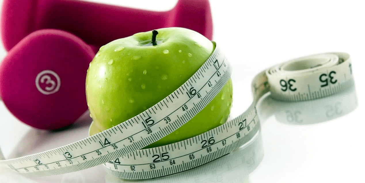 während einer Diät Gewicht auf Äpfeln verlieren